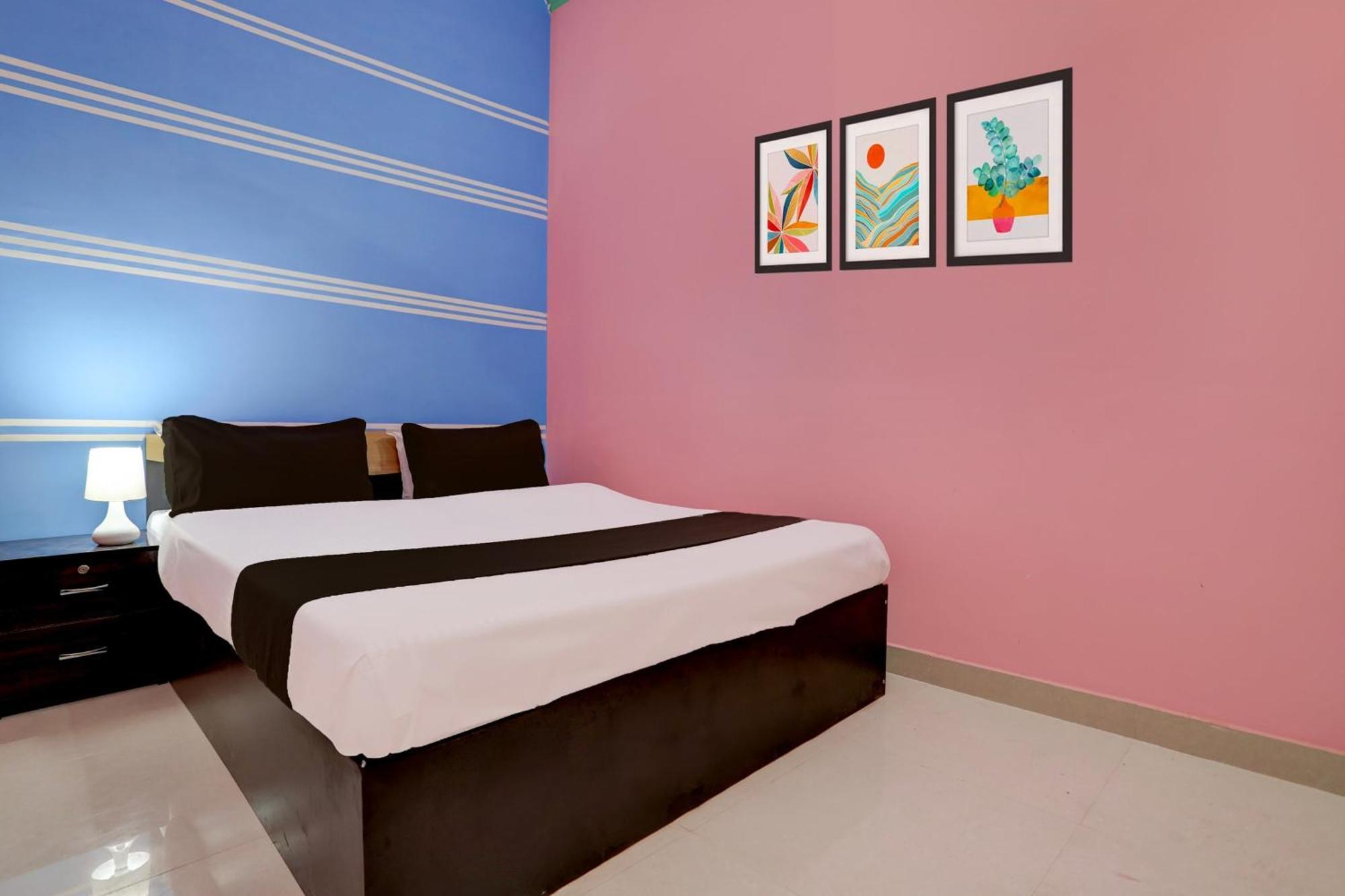 Hotel O Blue Moon Prayagraj Exterior foto